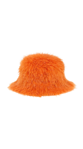 SYTE SHAGGY FUR BUCKET HAT ¥11,000 26 Fuzzy Bucket Hats That Make Winter Accessorizing More Fun